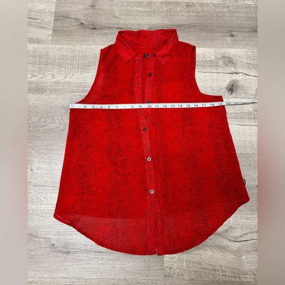 Vans Sheer Button Down Sleeveless Top - Picture 7 of 8